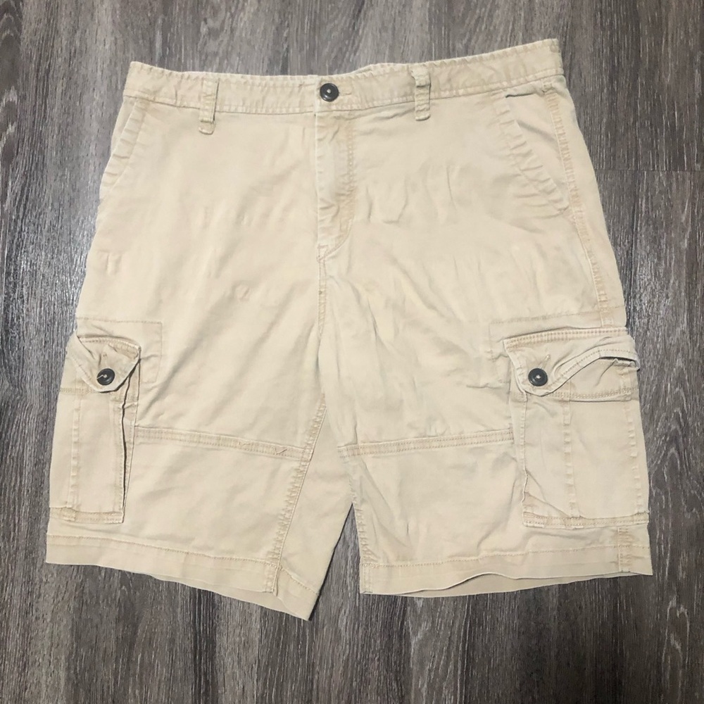 Aeropostale Tan Cargo Shorts